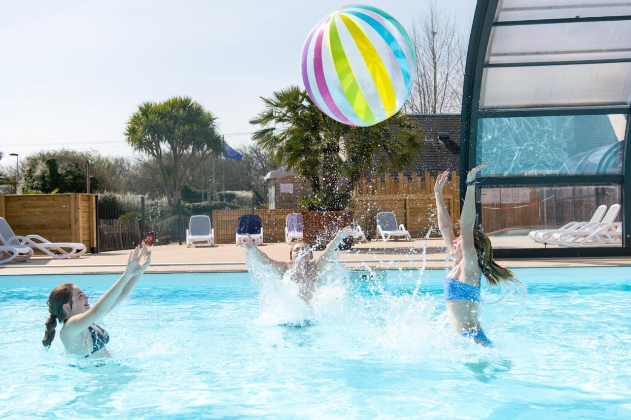 Camping Les Carolins Saint-Lo-d'Ourville Екстериор снимка