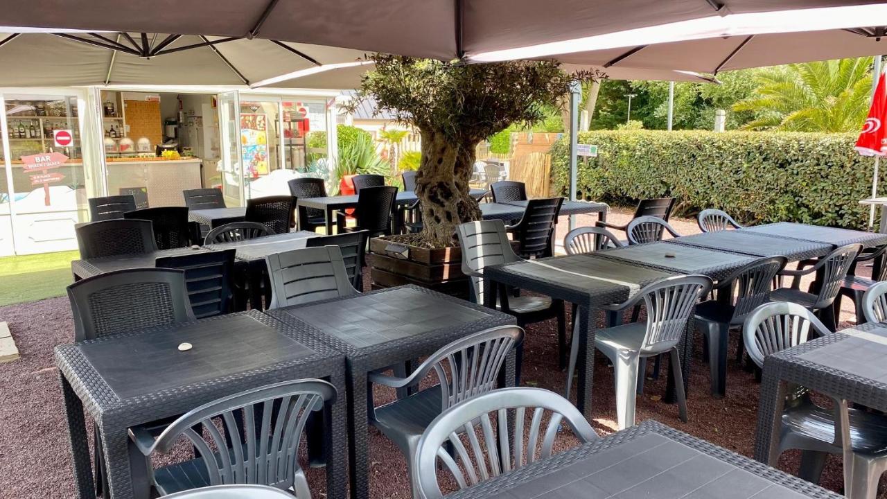 Camping Les Carolins Saint-Lo-d'Ourville Екстериор снимка